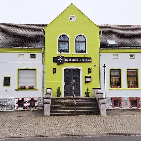 Hotel Kulturhaus Felgeleben Schonebeck  Luaran gambar